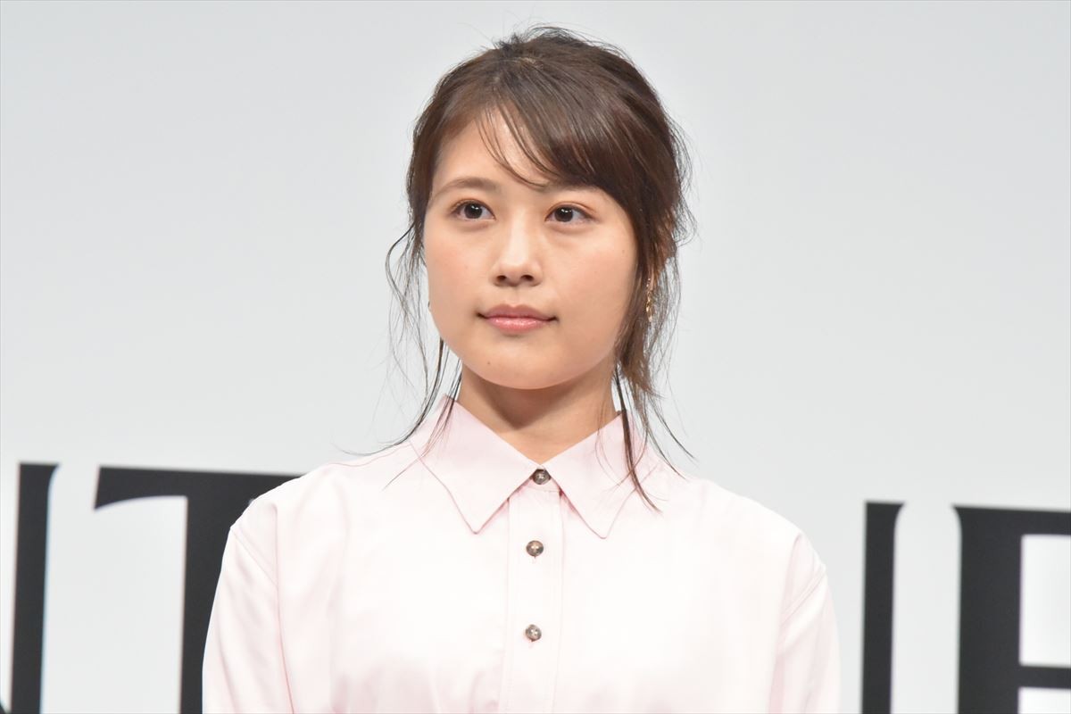 有村架純、大人なアップスタイルヘアで登場　なりたい髪は「大人まとまり髪」