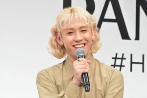 「新パンテーン新商品発表会」に登場したりゅうちぇる