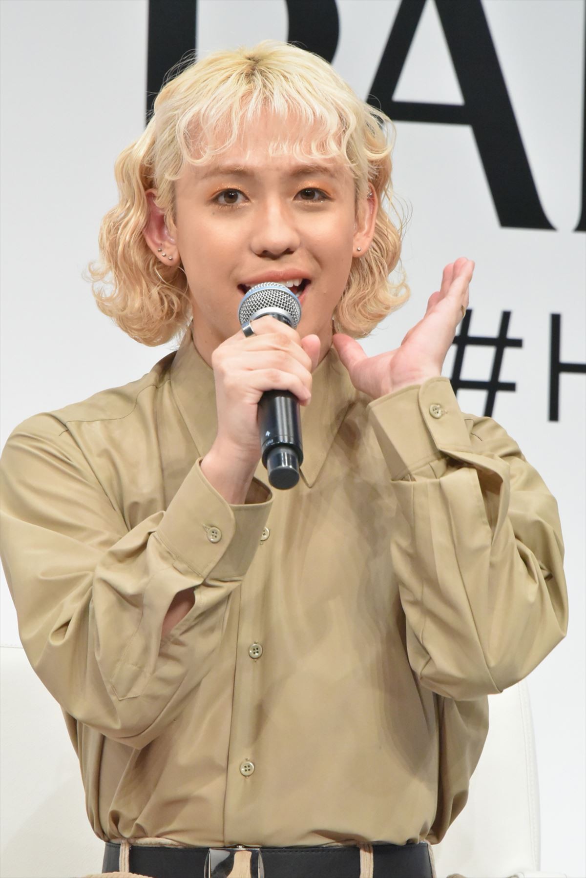 有村架純、大人なアップスタイルヘアで登場　なりたい髪は「大人まとまり髪」