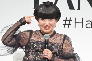 「新パンテーン新商品発表会」に登場した黒柳徹子