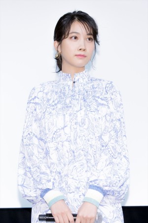 『わたしは光をにぎっている』完成披露試写会に登場した松本穂香