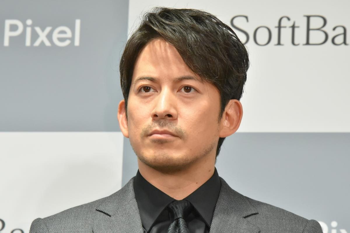 岡田准一、ザキヤマ相手にボケる「『役作りに時間くれ』って…」