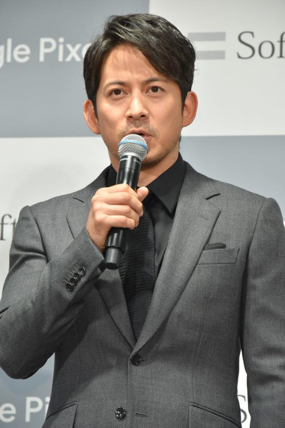 岡田准一、ザキヤマ相手にボケる「『役作りに時間くれ』って…」