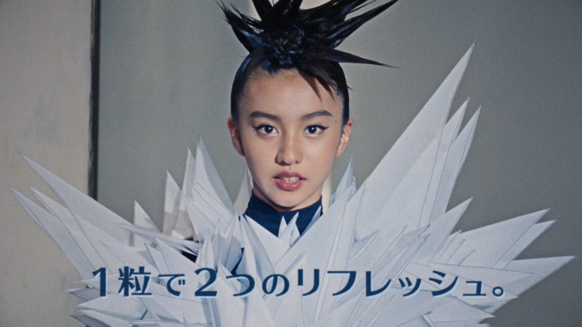 Koki，かっこよすぎる“モヒカン”姿！ 高難度曲線美ポーズも披露