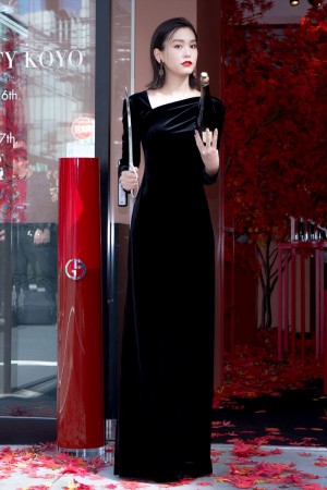 桐谷美玲、「アルマーニ ビューティ KOYO」オープニングセレモニーに登場