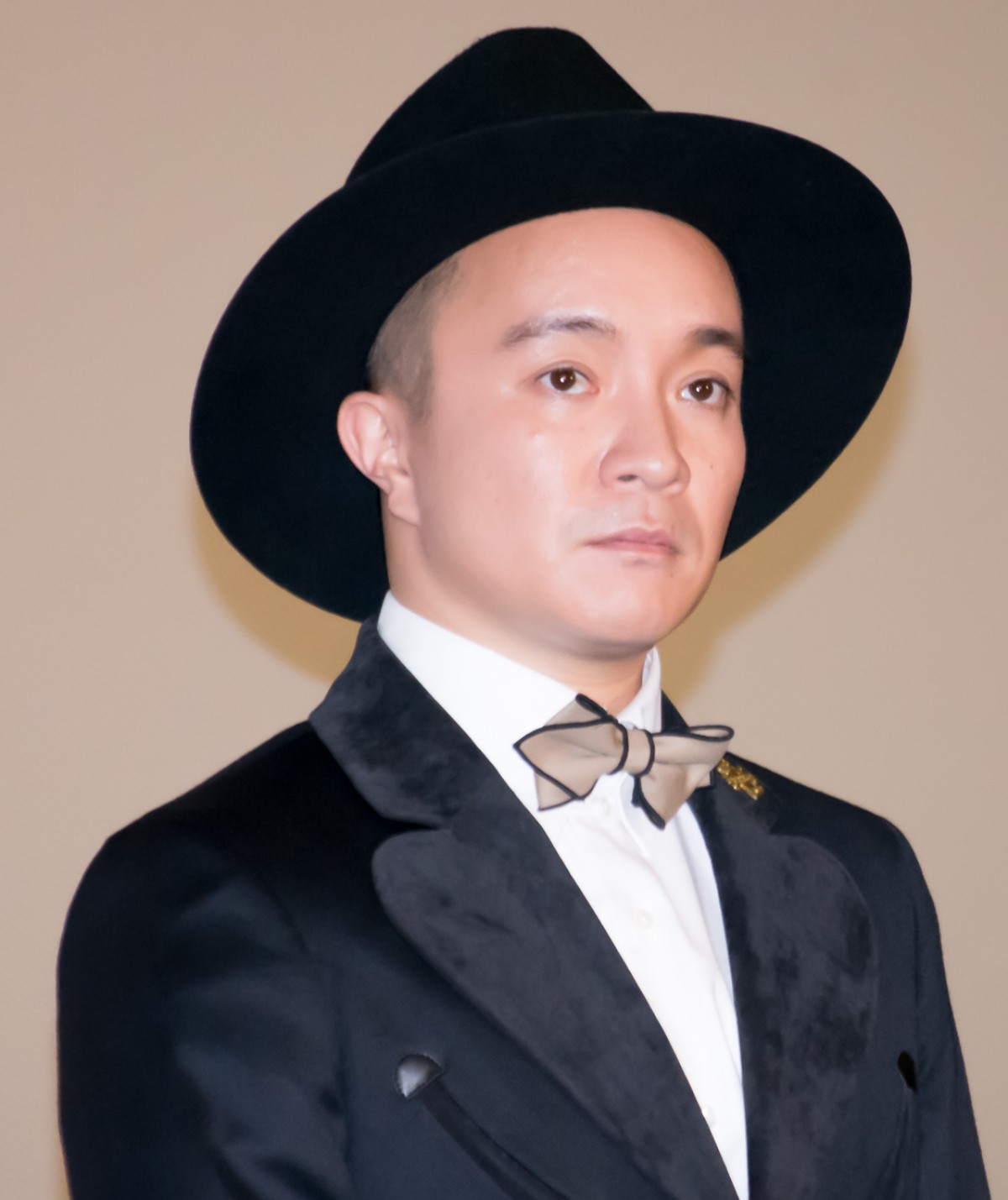 堤真一「涙が出ました」→岡村隆史「僕も泣きました」→横山裕ツッコミ「嘘でしょ」