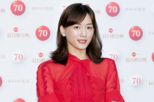 第70回NHK紅白歌合戦 司会者 取材会に登場した綾瀬はるか