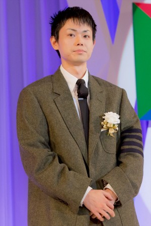 「東京ドラマアウォード 2019」授賞式、主演男優賞を受賞した菅田将暉