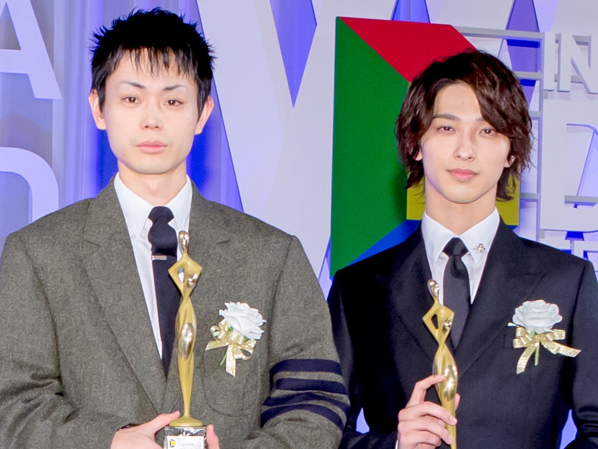 (左から)「東京ドラマアウォード 2019」授賞式に出席した菅田将暉、横浜流星