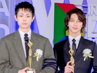 （左から）「東京ドラマアウォード 2019」授賞式に出席した菅田将暉、横浜流星