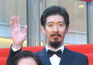 「第32回東京国際映画祭」オープニングレッドカーペットイベントに出席した長尾卓磨