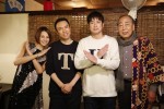 【写真】羽鳥慎一＆玉川徹、ペアルックで『ドクターX』出演　米倉涼子の直接オファーが実現