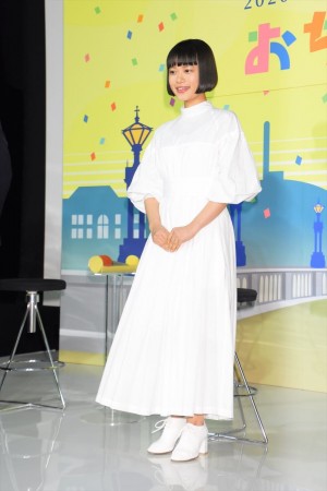 連続テレビ小説『おちょやん』制作・ヒロイン発表会見に登場した杉咲花