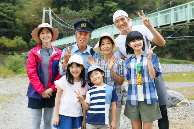 寺島進 駐在刑事 シーズン2決定 佐藤寛太らレギュラーメンバー再集結 19年11月1日 写真 エンタメ ニュース クランクイン