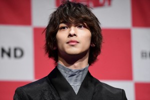 日経トレンディ「2019年ヒット商品ベスト30」「2020年ヒット予測30」先行発表会に登場した横浜流星