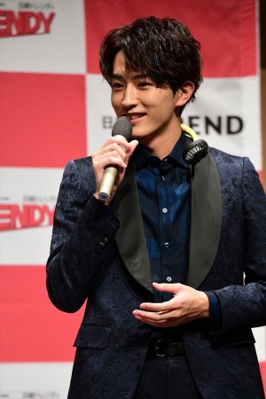 日経トレンディ「2019年ヒット商品ベスト30」「2020年ヒット予測30」先行発表会に登場した杉野遥亮