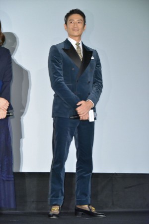 『マチネの終わりに』初日舞台挨拶に登場した伊勢谷友介