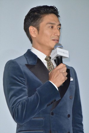 『マチネの終わりに』初日舞台挨拶に登場した伊勢谷友介