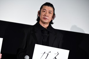 映画『最初の晩餐』公開記念舞台挨拶に登場した永瀬正敏