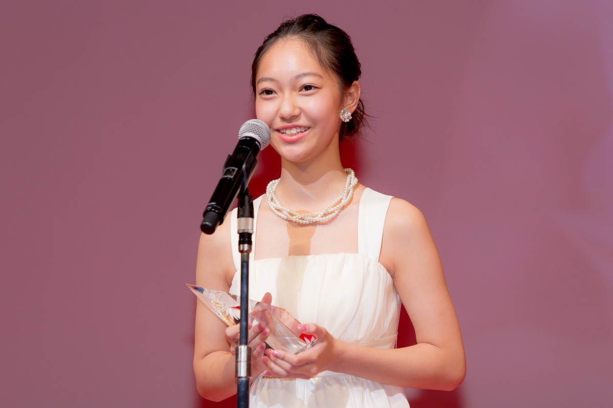 15歳・中学3年生の吉名莉瑠、初主演作でジェムストーン賞＜第32回東京国際映画祭＞