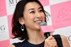 「Beauty Connection Ginza」プレスイベントに登場した浅田舞