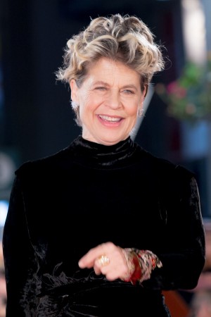 映画『ターミネーター：ニュー・フェイト』ジャパンプレミアに登場したリンダ・ハミルトン