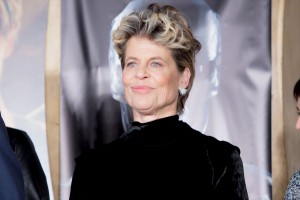 映画『ターミネーター：ニュー・フェイト』ジャパンプレミアに登場したリンダ・ハミルトン