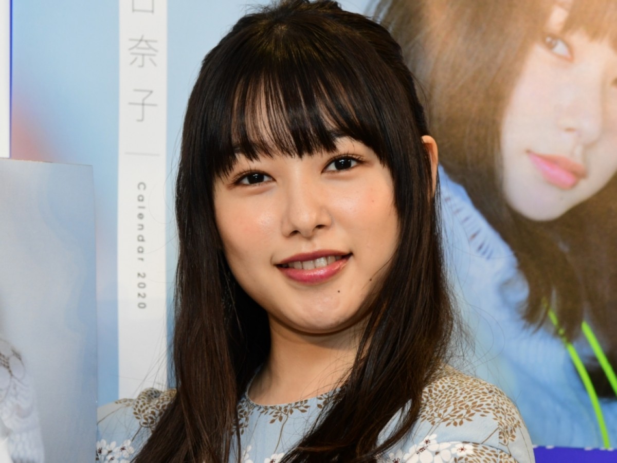 桜井日奈子のセーラー服姿に絶賛の声「こんな子が学校いたら…」