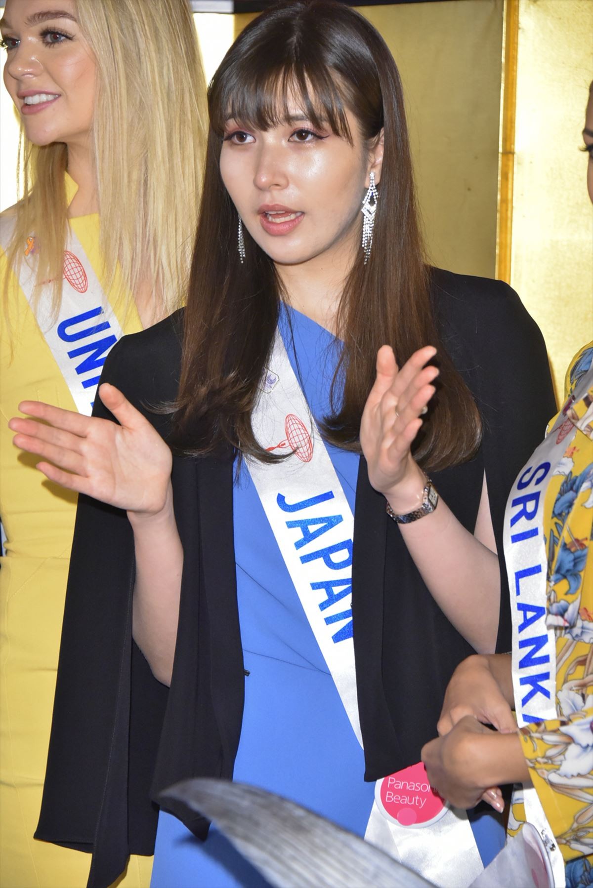 ミス・インターナショナル日本代表・岡田朋峰、世界の美女たちとすしざんまい訪問！