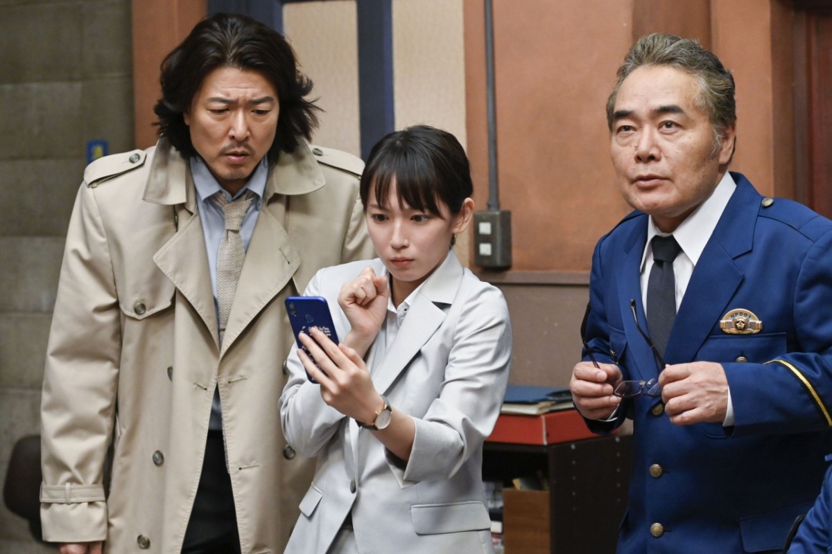 今夜の『時効警察はじめました』趣里、ラジオ生放送中に死んだ父の謎を追う…