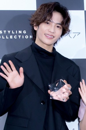 『ベスト スタイリング アワード 2019』授賞式に登場した志尊淳