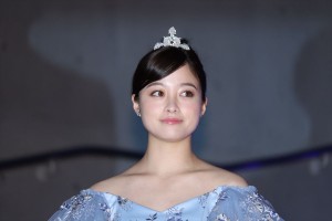 『午前0時、キスしに来てよ』リアル・シンデレライベント＆完成披露舞台挨拶に登場した橋本環奈