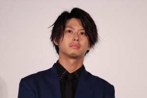 『午前0時、キスしに来てよ』リアル・シンデレライベント＆完成披露舞台挨拶に登場した鈴木勝大