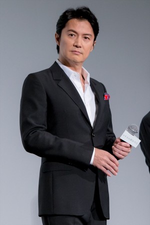 『マチネの終わりに』公開記念舞台挨拶に登場した福山雅治