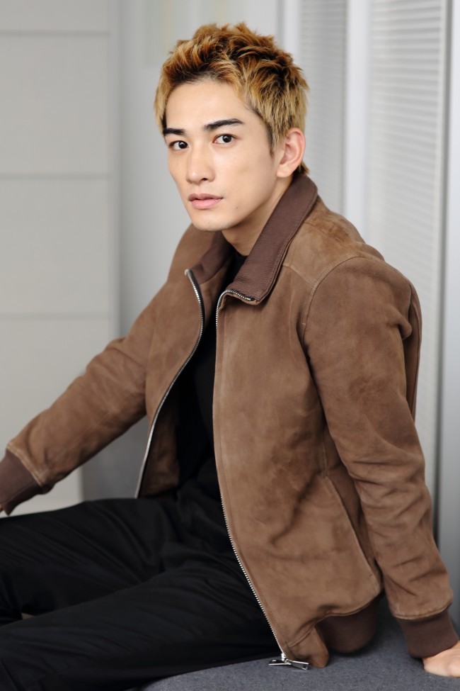 写真）【フォト特集】町田啓太、1st写真集『BASIC』発売！ 充実感
