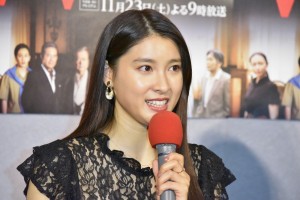 リバイバルドラマ『Wの悲劇』会見に登場した土屋太鳳