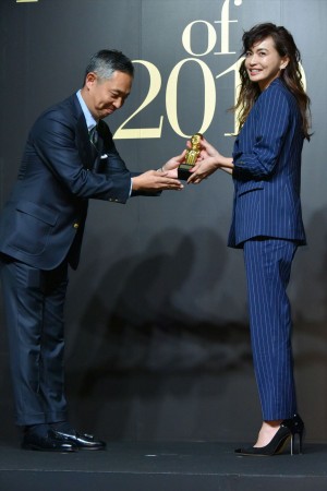 「The Mavericks of 2019」に登場した長谷川京子