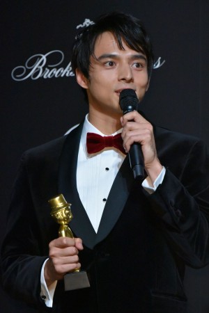 「The Mavericks of 2019」に登場した満島真之介