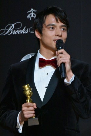 「The Mavericks of 2019」に登場した満島真之介