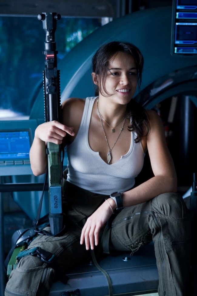 フォト特集 不屈の強さと美しさ スクリーンで戦うタンクトップヒロインたち 19年11月16日 写真 映画 特集 クランクイン フォト特集 不屈の強さと美しさ スクリーンで戦うタンクトップヒロインたち 19年11月16日 写真 映画 特集 クランクイン