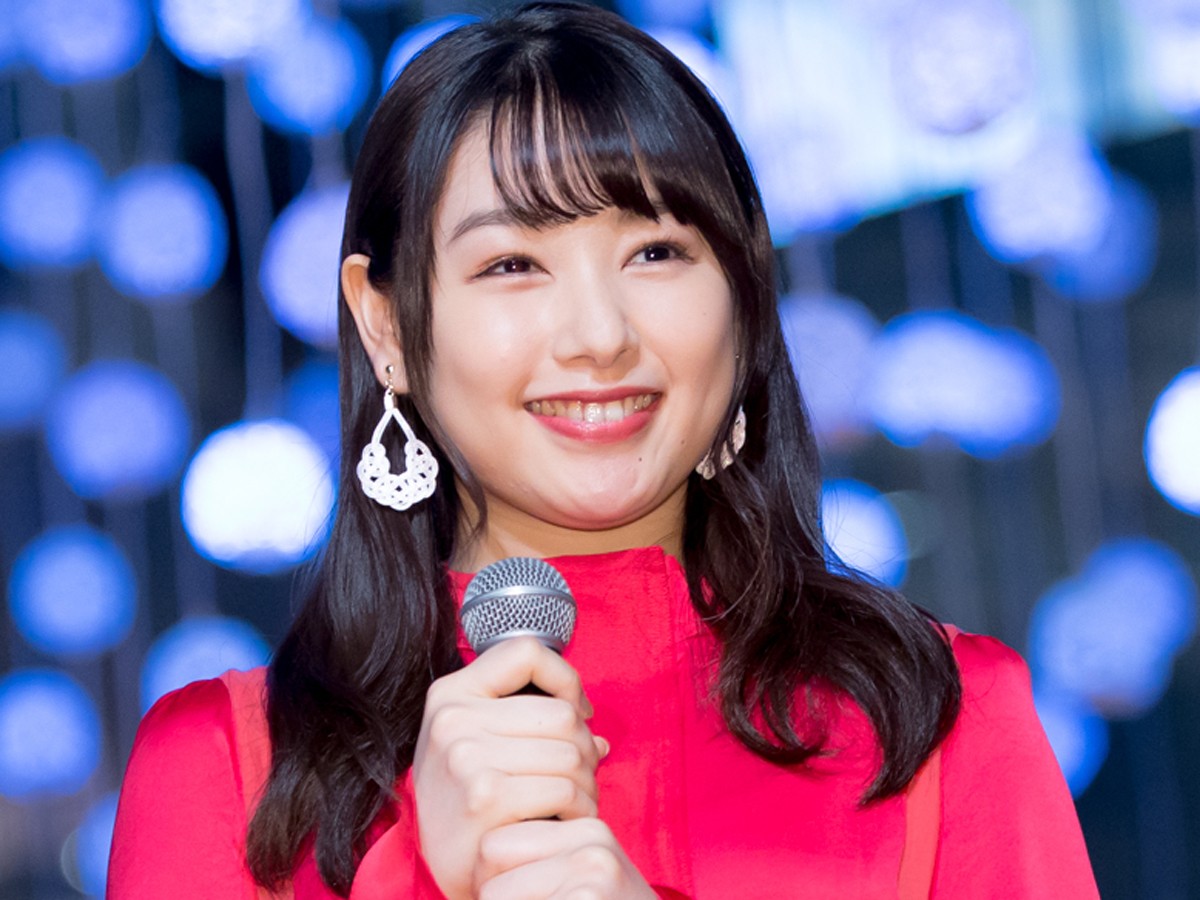 桜井日奈子、恋人とのクリスマスを妄想し赤面「気持ち悪いですね私」