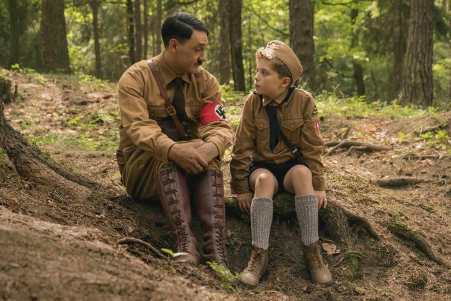 ヒトラーは空想上の友だち 10歳の少年の世界が動き出す ジョジョ ラビット 予告解禁 19年11月22日 映画 ニュース クランクイン