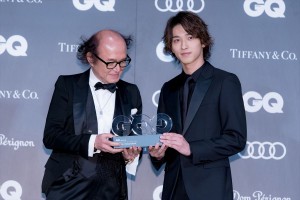「GQ MEN OF THE YEAR 2019」授賞式・記者発表会に登場した横浜流星