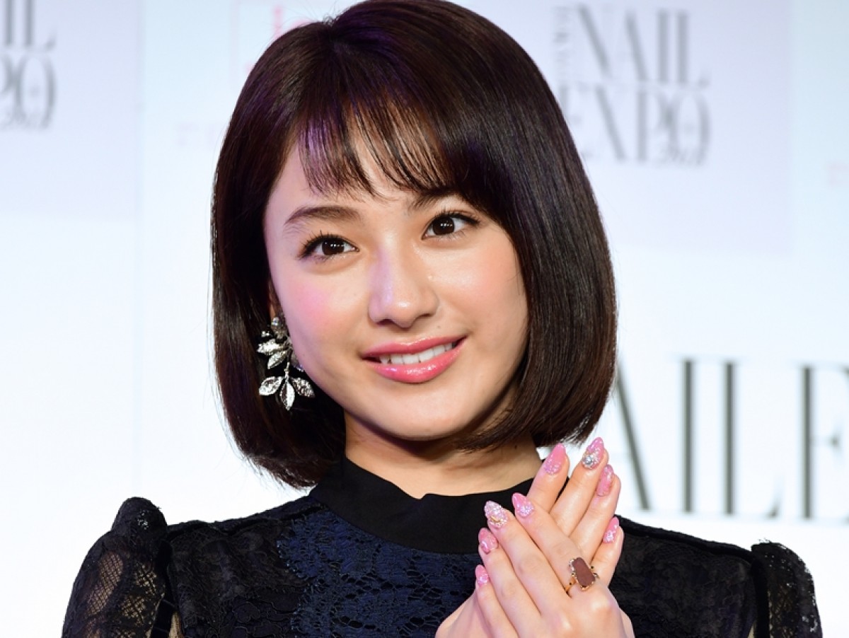 平祐奈の“メイド姿”にファン絶賛「めちゃ可愛い」 姉・愛梨「驚いたッ」