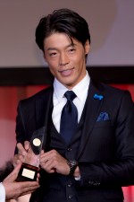 第48回ベストドレッサー賞発表・授賞式に出席した羽根田卓也（プロカヌー選手）