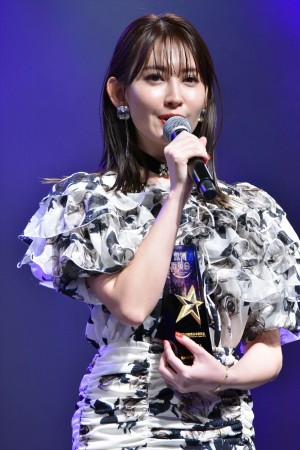「WEIBO Account Festival in Japan 2019」に登場した小嶋陽菜