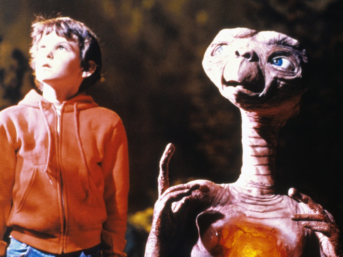 『E.T.』4分間の“続編”公開　37年ぶりにE.T.とエリオットが感動の再会　