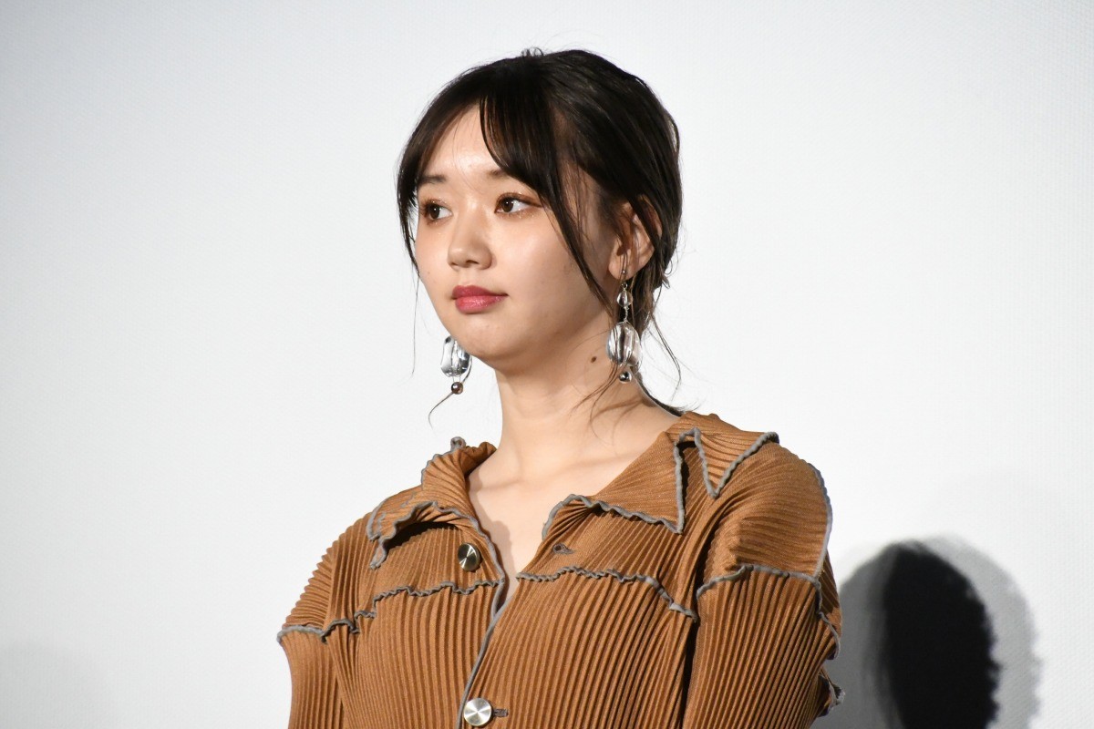 福原遥、杉野遥亮から芝居を絶賛され「本当にうれしい」と満面の笑み
