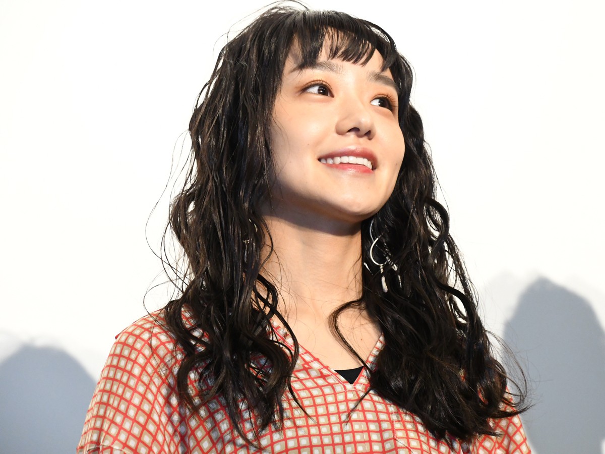奈緒、“特別な劇場”で初主演映画上映に「とても幸せな気持ちです」