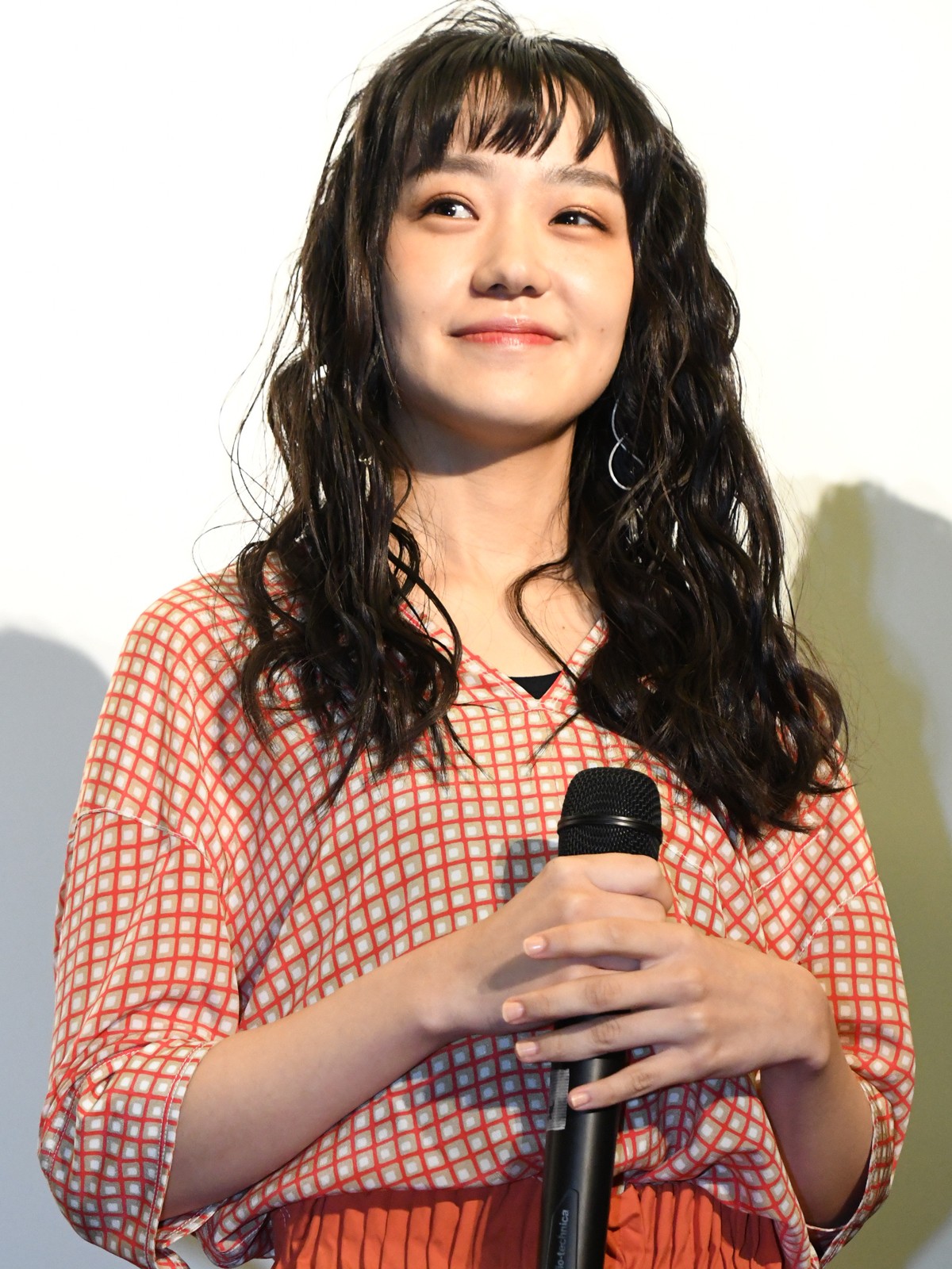 奈緒、“特別な劇場”で初主演映画上映に「とても幸せな気持ちです」